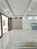 - Nhà 4 tầng ngõ 68 Vĩnh Tiến - Thiên Lôi. Sân  Cổng, tường Riêng Móng riêng  