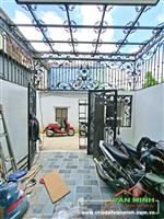 - Nhà 3 tầng sân cổng Thiên Lôi Aeon  - DTMB: 60m2.