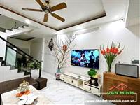 Bán nhà Văn Cao 3 tầng độc lập oto đỗ cửa
