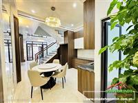 Bán nhà phố Lê Lợi-ngay gần đường chính