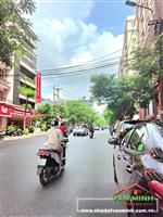 - Nhà 5 tầng khu phân lô Văn Cao Hải Phòng. 