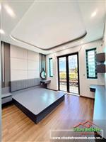 - NHÀ MẶT ĐƯỜNG - THANG MÁY 450KG - PHƯỜNG LÊ CHÂN. 