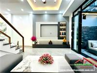 - Diện tích: 42m² sau nhà mặt đường Miếu Hai Xã Hải Phòng.