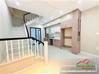 Nhà Hồ Sen - Chợ Hàng Hải Phòng.  