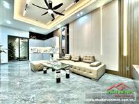 - Xây 4 tầng với diện tích 68m² ngang 7,5m. Gara ô tô cạnh nhà miễn phí.  