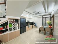 Bán nhà TĐC Sao Sáng trục chính 4 tầng độc lập oto đỗ cửa