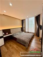 - Diện tích: 62m² xây 4 tầng ( từ tầng hai đua văng 75m² )  - Vị trí tuyến 2 đường Hồ Sen.