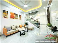 - Bán Nhà 4 tầng, xây mới, sân rộng rãi Thiên Lôi Hải Phòng. 