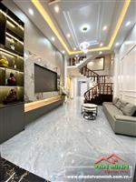 Bán nhà tại Chợ Hàng 