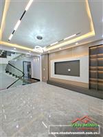 - Siêu phẩm 65,6m² xây 4 Tầng khép kín. - Nhà khu Thiên Lôi ô tô vào nhà. 