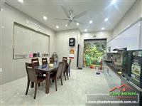 - BÁN NHÀ GỐC DÂN – CHỦ XÂY TÂM HUYẾT  - Thiên Lôi - đường Vĩnh Cát sau nhà mặt đường.