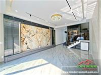 - SÂN CỔNG ÔTÔ - SÂN SAU HỒ CÁ KOI VƯỜN TIỂU CẢNH - THANG MÁY. 