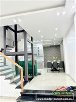 - Nhà thang máy mặt ngõ Văn Cao thông Lạch Tray Nam Pháp  - Ô tô đỗ cửa , full nội thất nhập siêu đẹp 