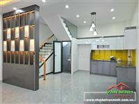 - Nhà 4 tầng sân cổng rộng 15m² ô tô đỗ cổng. - Đường Thiên Lôi đi bộ ra chợ Đôn. - DT:  51m². Hướng đông nam. 