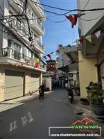 Bán Nhà Hồ Sen Thông chợ Hàng ngõ nông oto truóc cổng giá chỉ hơn 3 tỷ 