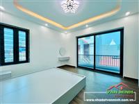 - Cần bán gấp căn nhà xây mới ở ngõ 170 Thiên Lôi.  