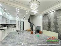 - Bán nhà đường Nguyễn Cộng Hoà thông 185 Tôn Đức Thắng. - Vị trí ngõ nông cạnh trường cấp 3 Trần Nguyên Hãn. - Diện tích: 45