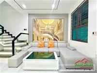 CHÍNH CHỦ  BÁN – NHÀ XÂY MỚI TINH TRUNG TÂM CHỢ HÀNG  🔹 Diện tích: 42m² x 3 tầng – ngang 5,9m, bìa vuông đẹp 🔹 Công năng: 3