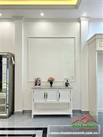 - Nhà 4 tầng  khu vực Lạch Tray  - Diện tích: 41m2 Hướng Tây bắc. - Công năng sử dụng: 4 ngủ 3 wc, phòng khách, bếp, phòng th