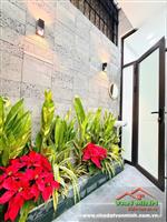 - Ô tô đỗ cửa đường Võ Nguyên Giáp cạnh Hoàng Huy maill. - DTMB: 55m2* 4 tầng sân sau và vệ sinh. - Nhà gồm: phòng khách, bếp