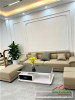 - Nhà xây mới phố Trần Nguyên Hãn sân cổng riêng biệt vị trí trung tâm gần trường, chợ đi đâu cũng thuận tiện. - Dt: 58m² x 3