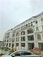 - Bán nhà 5 tầng Văn Cao Hải Phòng  - Thang máy có sân sau thoáng mát  - Tầng 1 thông view công viên và sân sau - Tầng 2 phòn