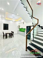 Nhà phố Miếu Hai Xã- Hồ Sen