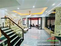 Bán nhà xây mới Hồ Sen