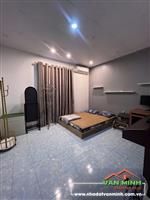 Nhà 3 tầng mặt đường Trần Nhân Tông - Vị trí đẹp - 66m2