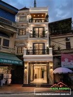 Mặt đường Đình Đông- buôn bán sầm uất