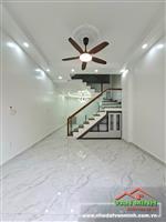 - Nhà 4 tầng gần mặt đường Miếu Hai Xã ngõ thông 