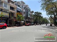 Bán nhà mặt đường Văn Cao