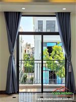 - Bán nhà 4 tầng SH2 Vinhomes Marina - Hải Phòng. 