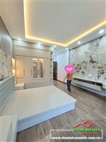 - Bán nhà tuyến 2 Văn Cao Hải Phòng.  