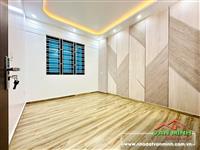 Bán nhà Hồ Sen sau nhà Mặt Đường
