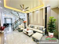- Nhà 60m2 sân cổng đường Chợ Hàng Hải Phòng.