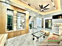 - Xây 4 tầng với diện tích 68m² ngang 7,5m. Gara ô tô cạnh nhà miễn phí.  