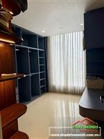 - Diện tích: 62m² xây 4 tầng ( từ tầng hai đua văng 75m² )  - Vị trí tuyến 2 đường Hồ Sen.