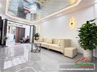 - Nhà Đẹp Độc Lập - Sân cổng riêng Mặt Ngõ Phố Chợ Hàng Hải Phòng. 