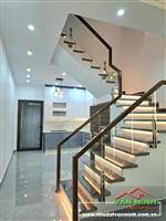 - Nhà 4 tầng Hướng Đông Nam đón gió mát tự nhiên tạo cảm giác thoải mái dễ chịu. 