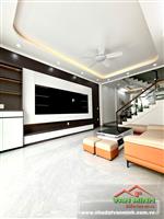 - Bán nhà 67m² - độc lập - sân cổng rộng rãi.  