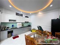 - Nhà 4 tầng khu phân lô Văn Cao