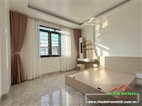 - Nhà 4 tầng gần mặt đường Hồ Sen. Lắp sẵn thang máy.