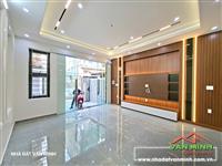- Bán nhà 4 tầng 66,5m² ngang 5m. Sân cổng khu Chợ Hàng - Hồ Sen - Aeonmall. 