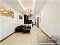 Bán nhà Trung Lực 3,5 tầng sân cổng oto vào nhà