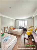 - Bán nhà đường Chợ Hàng, Hồ Sen, Dân Lập Hải Phòng  - Diện tích: 75m² 