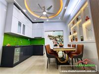 Bán nhà đẹp phố Chợ Hàng - Hồ Sen, Lê Chân, Hải Phòng