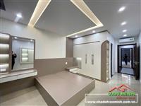 - Nhà 5 tầng thang máy tuyến 3 Văn Cao - Diện tích: 80m2 - Công năng sử dụng: 6 ngủ 7 wc, phòng khách, bếp, phòng thờ, sân ph