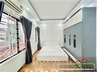 - Hào Khê Quán Nam nhà 3 tầng ôtô đỗ gần nhà. - Ngõ 3m. Ra mặt đường 25m. - 40m2  ngang 5m - Hướng tây tt  - Chỉ 3 tỷ 450 tri