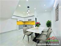 - Sân Cổng Riêng nhà Lô Góc thoáng mát Khúc Thừa Dụ thông Thiên Lôi Hải Phòng  - Diện tích : 80m2 x 4 tầng  - Hướng : Đông tứ